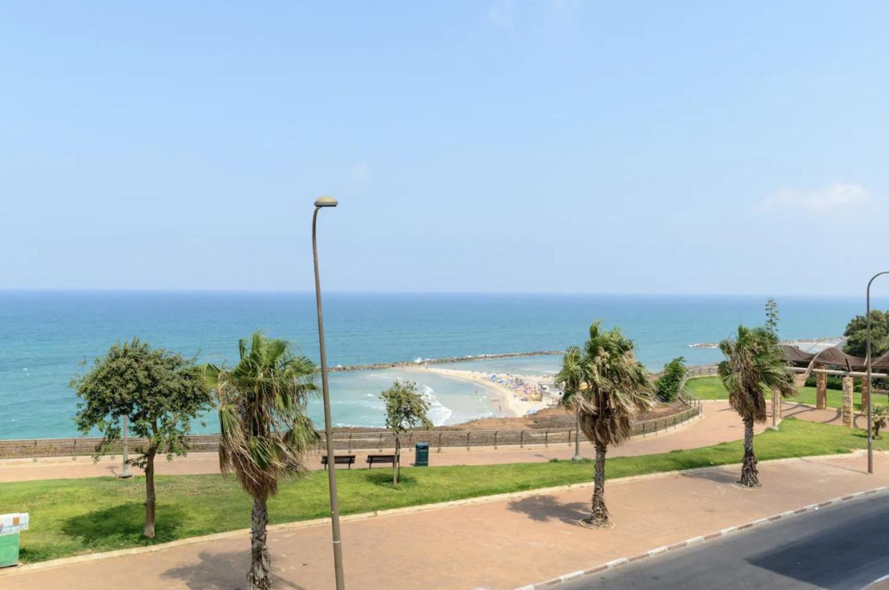 Stylish & Spacious 3 Bedroom Apartment By The Sea Netanja Zewnętrze zdjęcie