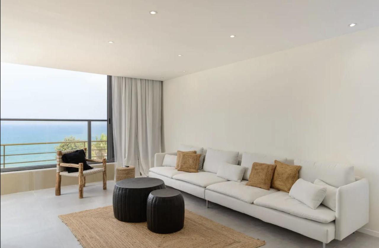 Stylish & Spacious 3 Bedroom Apartment By The Sea Netanja Zewnętrze zdjęcie
